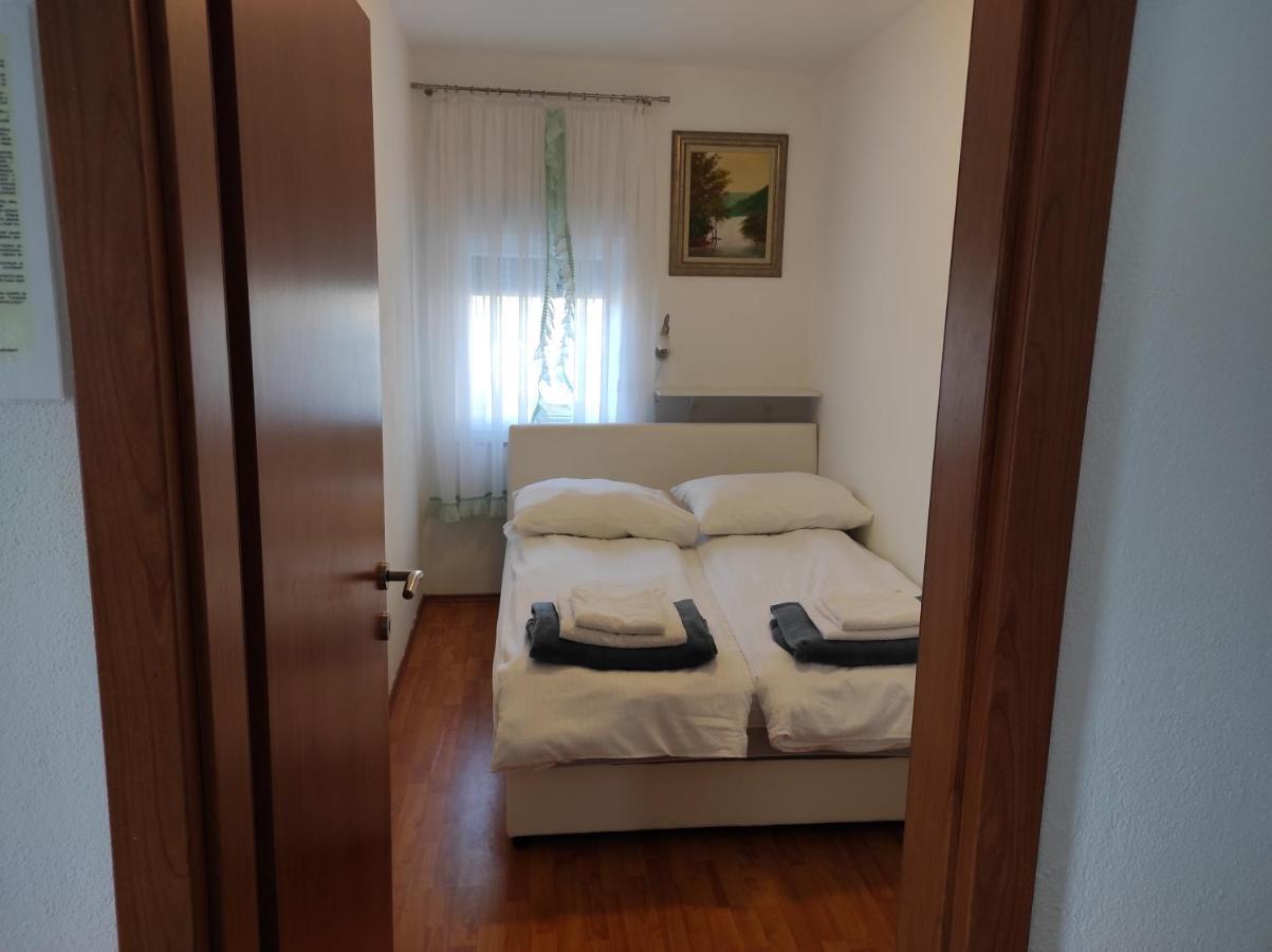 Apartment Joy II ชิเบนิก ภายนอก รูปภาพ
